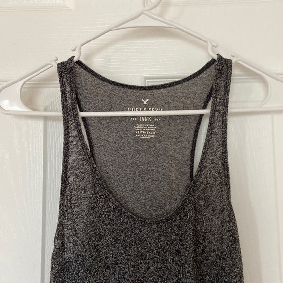 AE Gray Tank - Picture 1 of 3